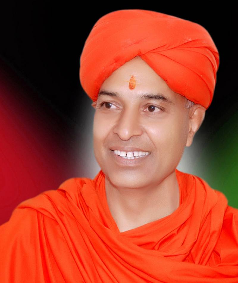 पीठाधीश स्वस्ति श्री रविंद्र कीर्ति स्वामी जी